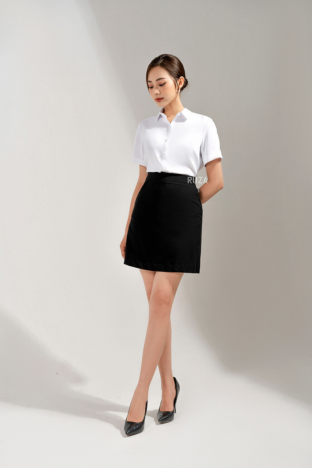 Áo sơ mi classic lụa ngọc trai ngắn 3