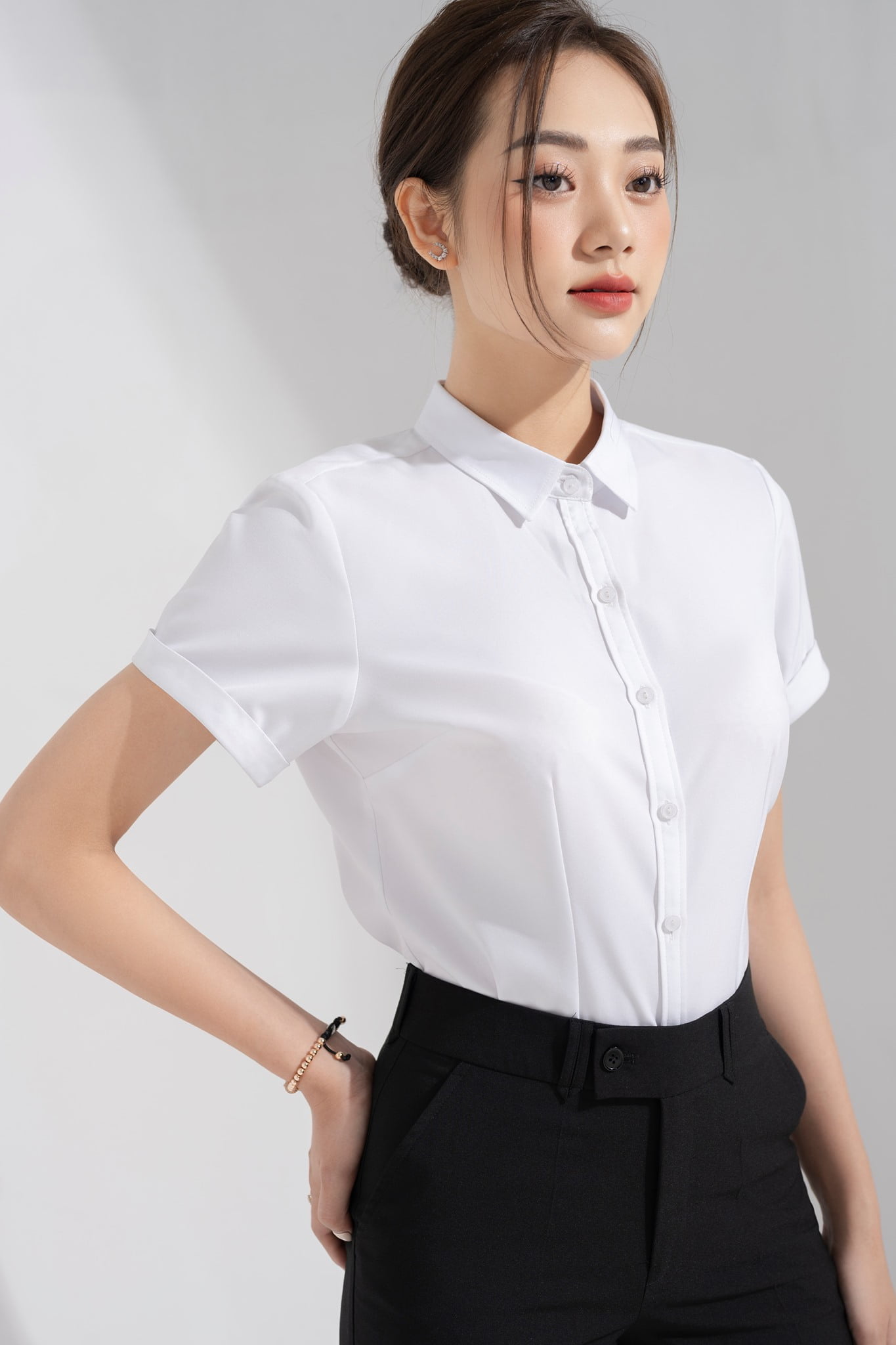 Sơ mi classic Kate cafe tay ngắn pc1