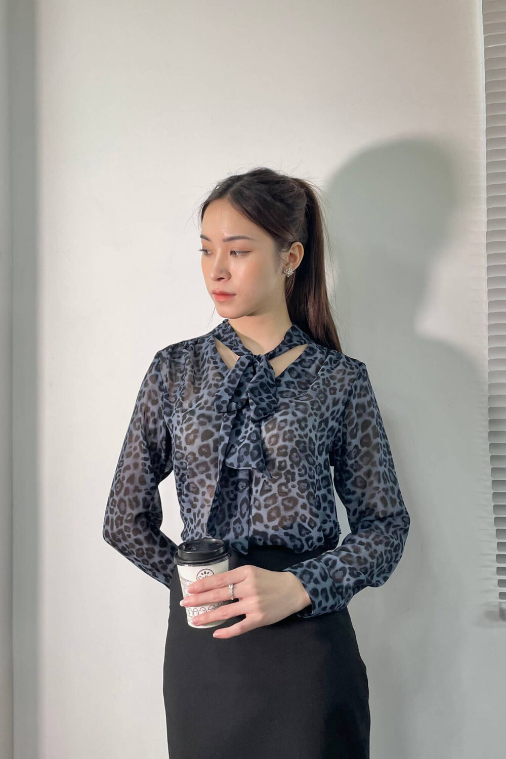 Áo sơ mi mi tay dài AD 124 xanh họa tiết