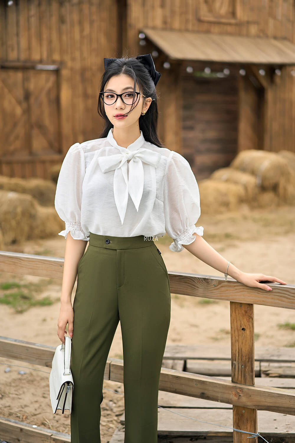 Áo sơ mi tay lỡ AL 306-1 trắng pc3