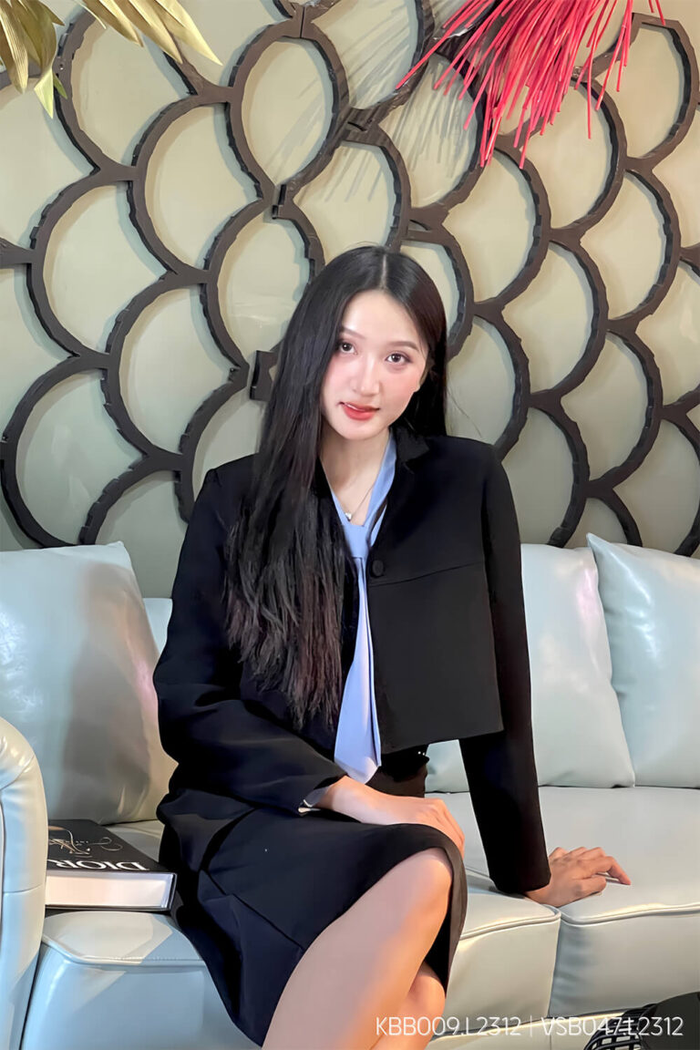 Áo khoác Blazer KBB009 đen pc2